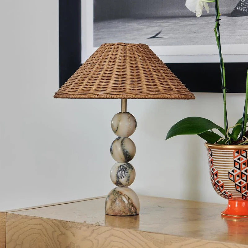 Bassa Lamp