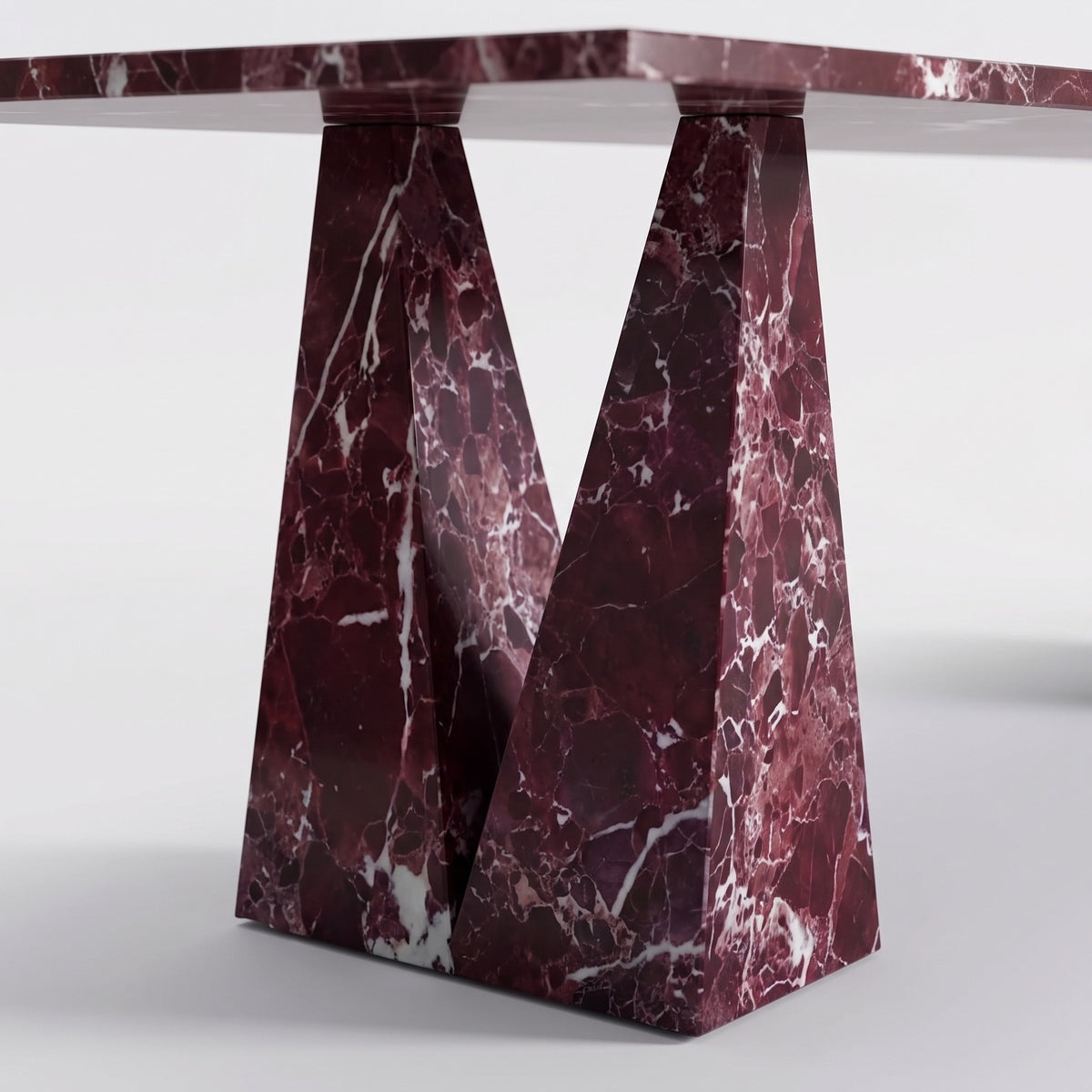 Levanto Table