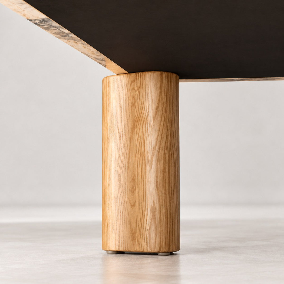 Pietrasanta Table