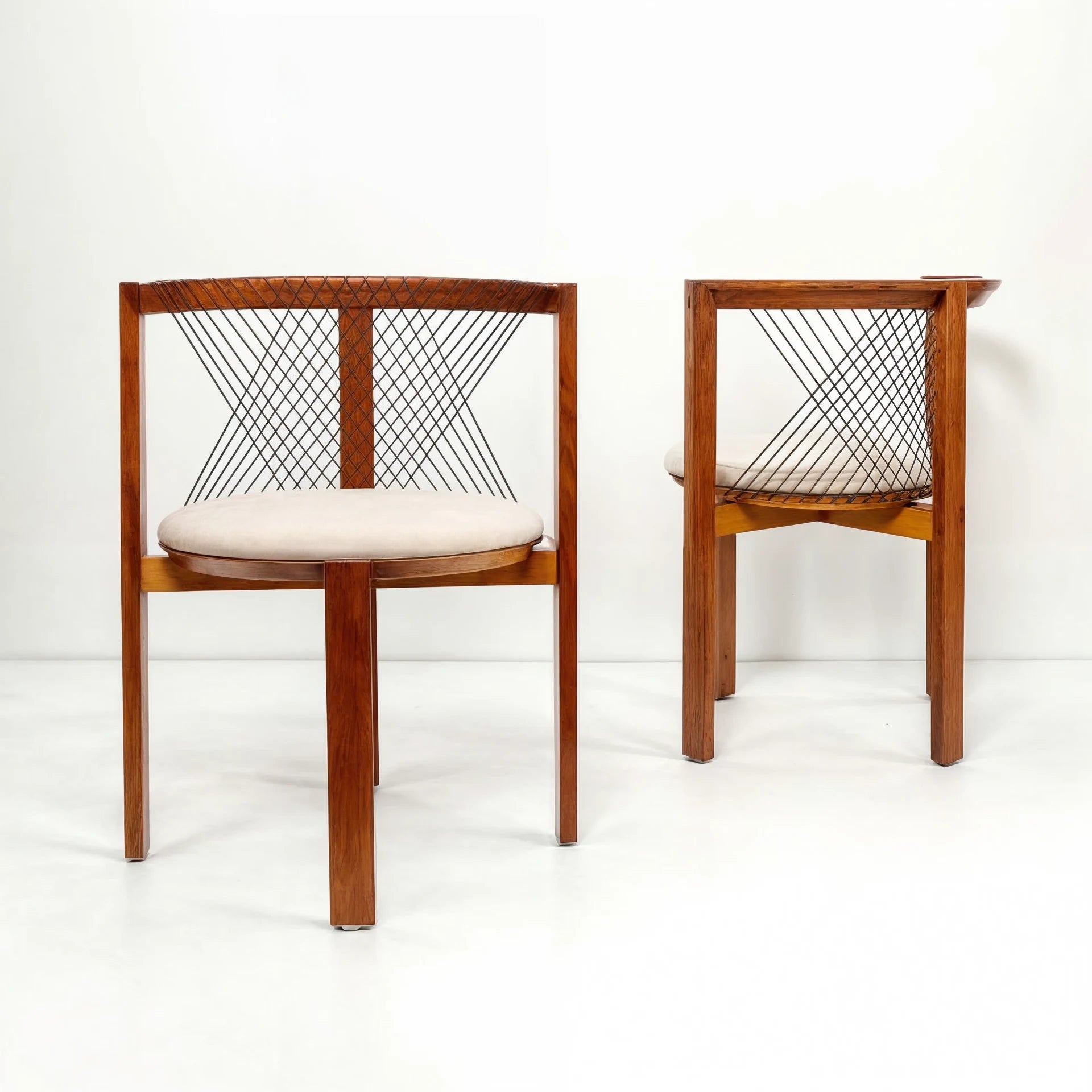 Sa Paret Chair