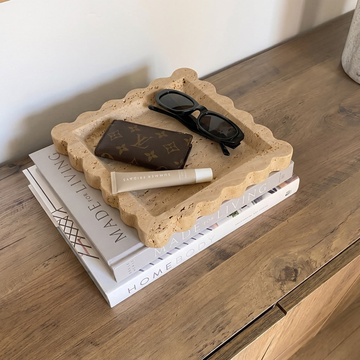 Saturnia Tray