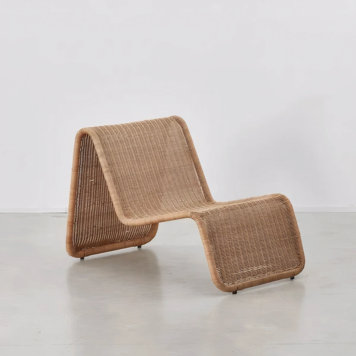 Xot Armchair