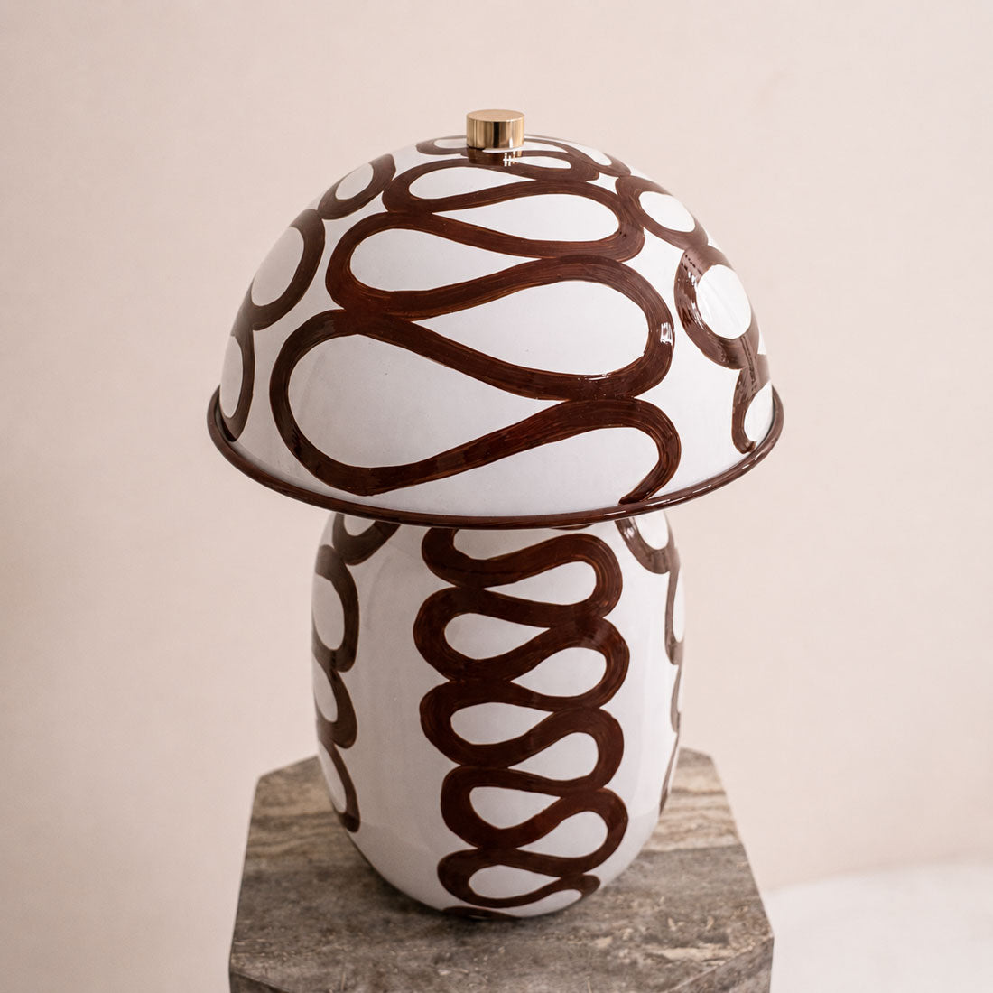 Brown Boquer Lamp