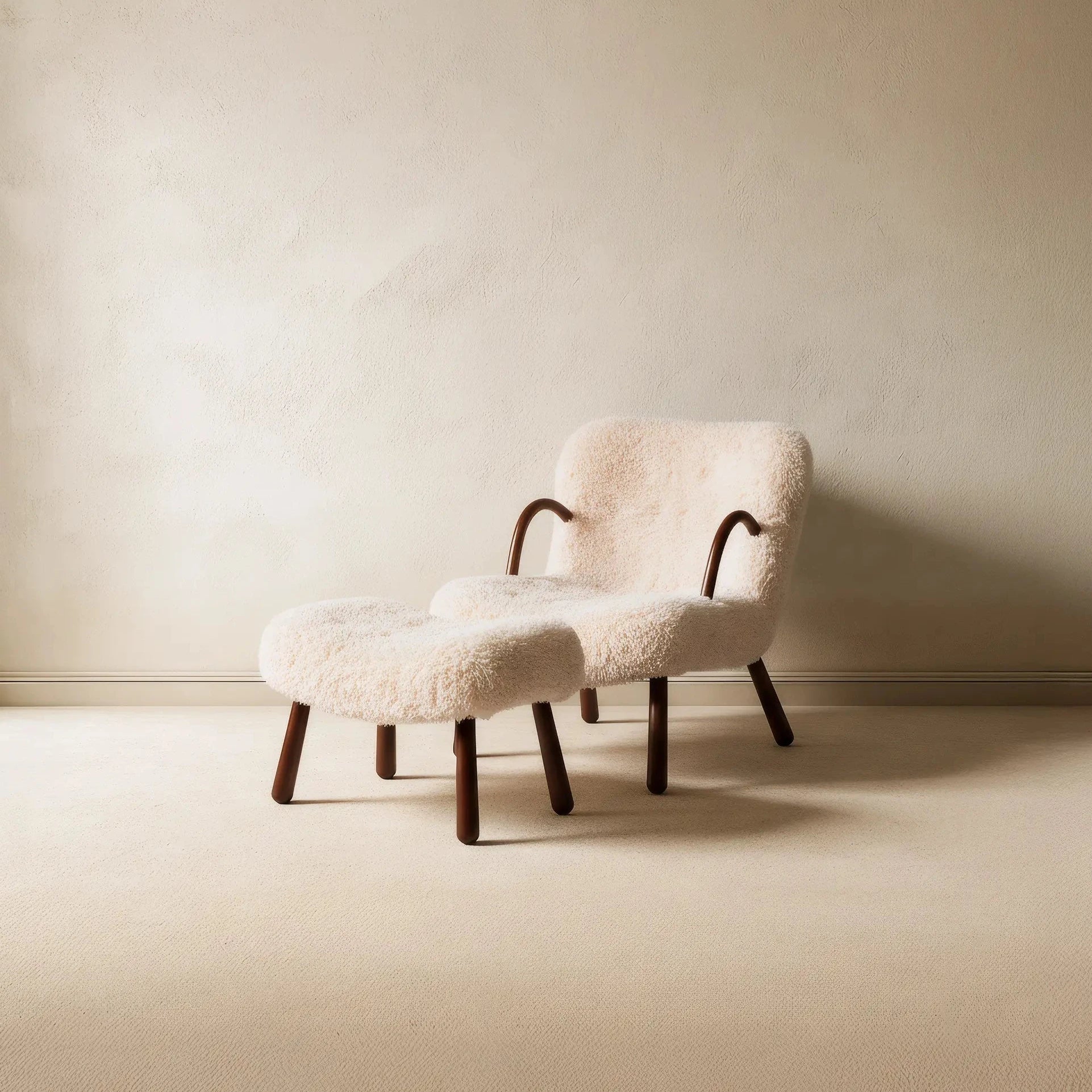 Figuera Armchair