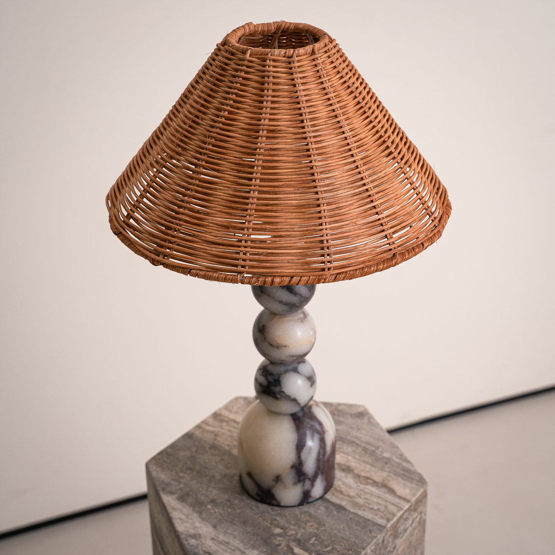 Bassa Lamp