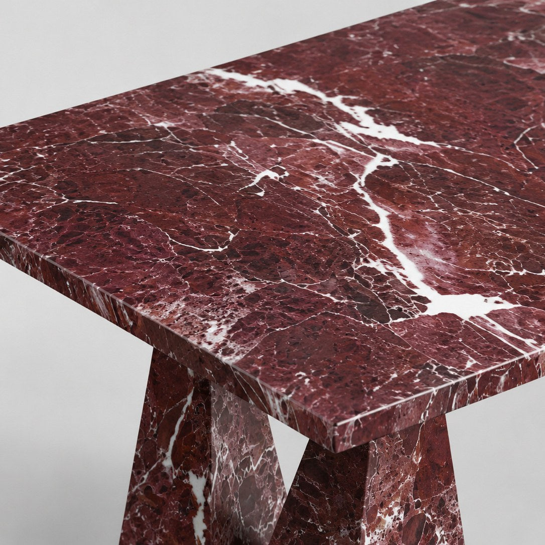 Levanto Table