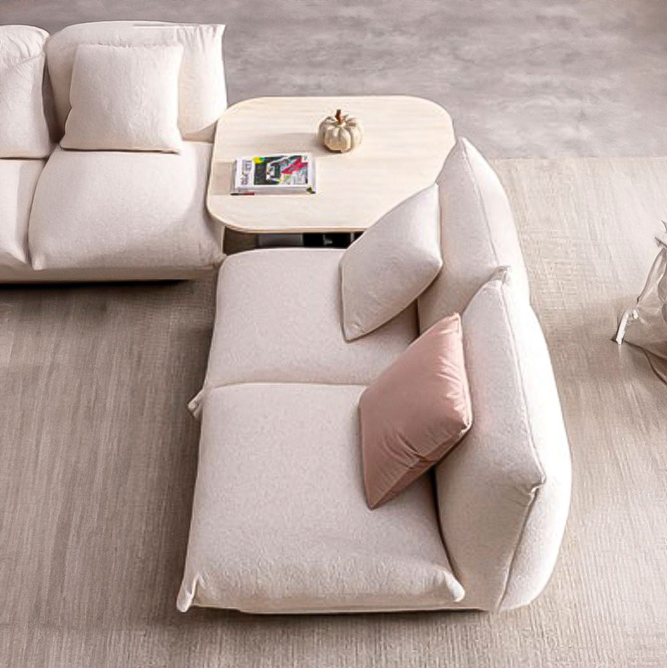 Llentia Sofa