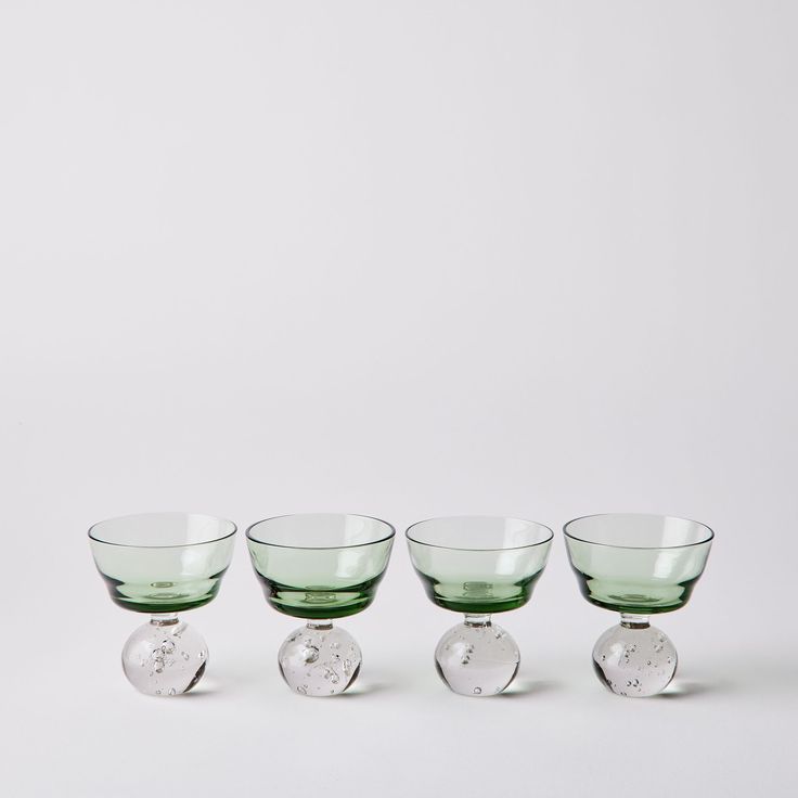 Porroig Glass