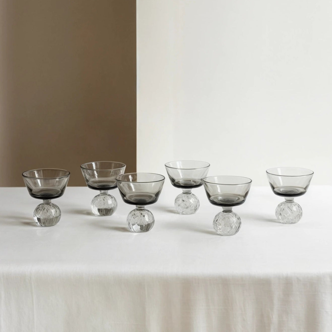 Porroig Glass
