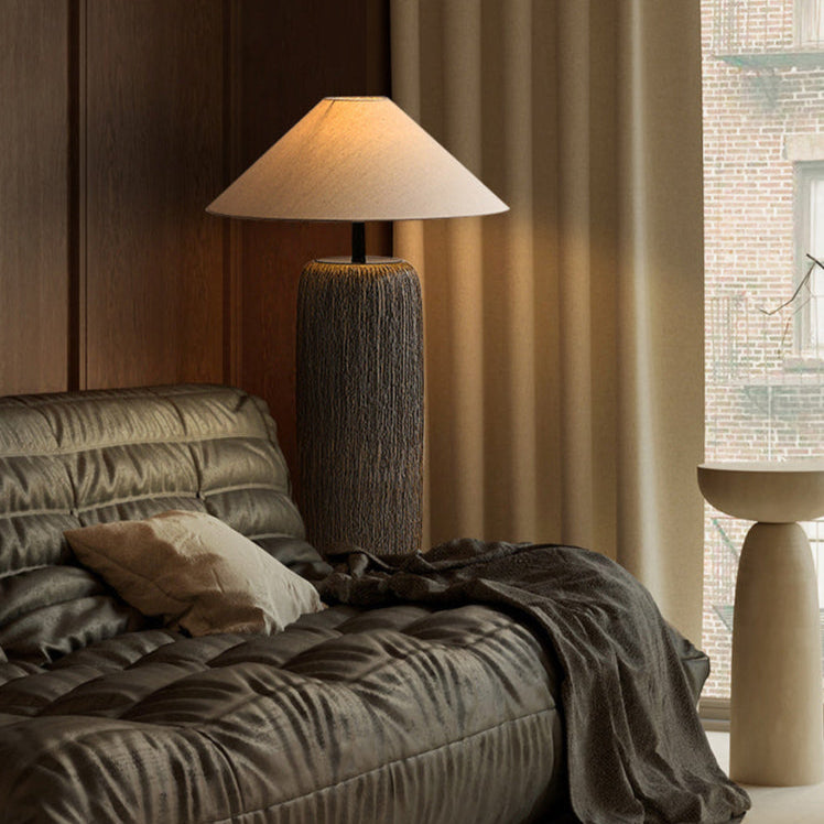 Fustam lamp