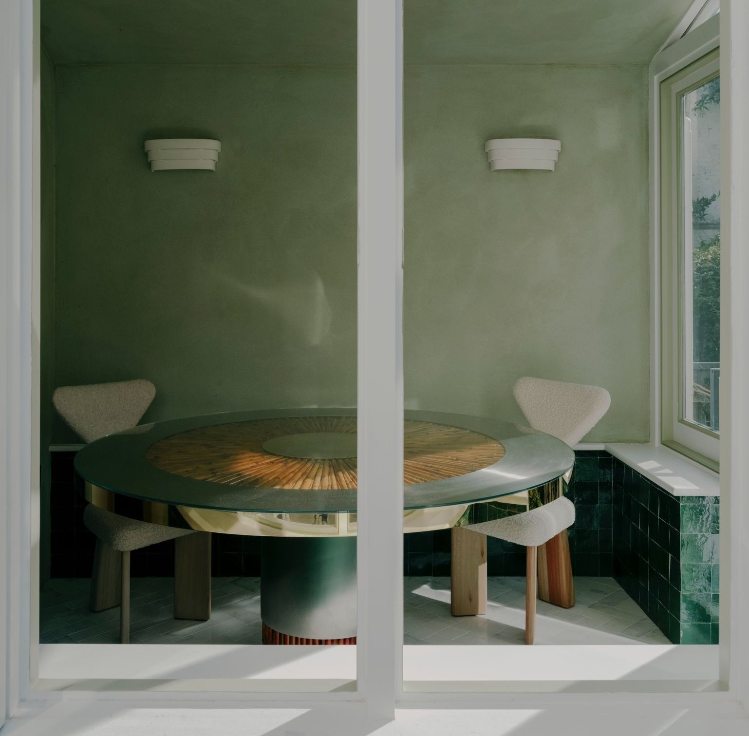 Vells Chair