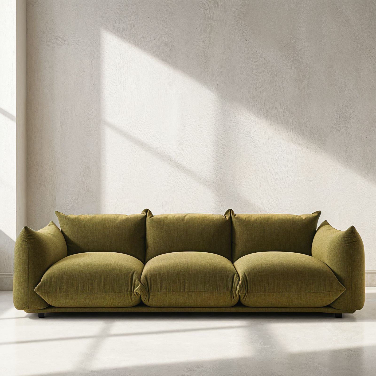 Llentia Sofa