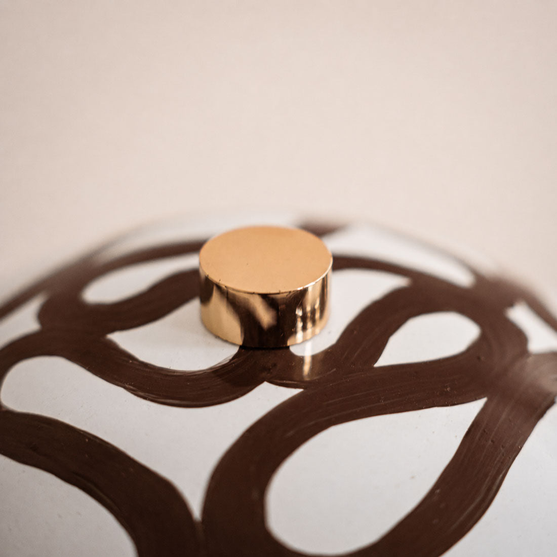 Brown Boquer Lamp