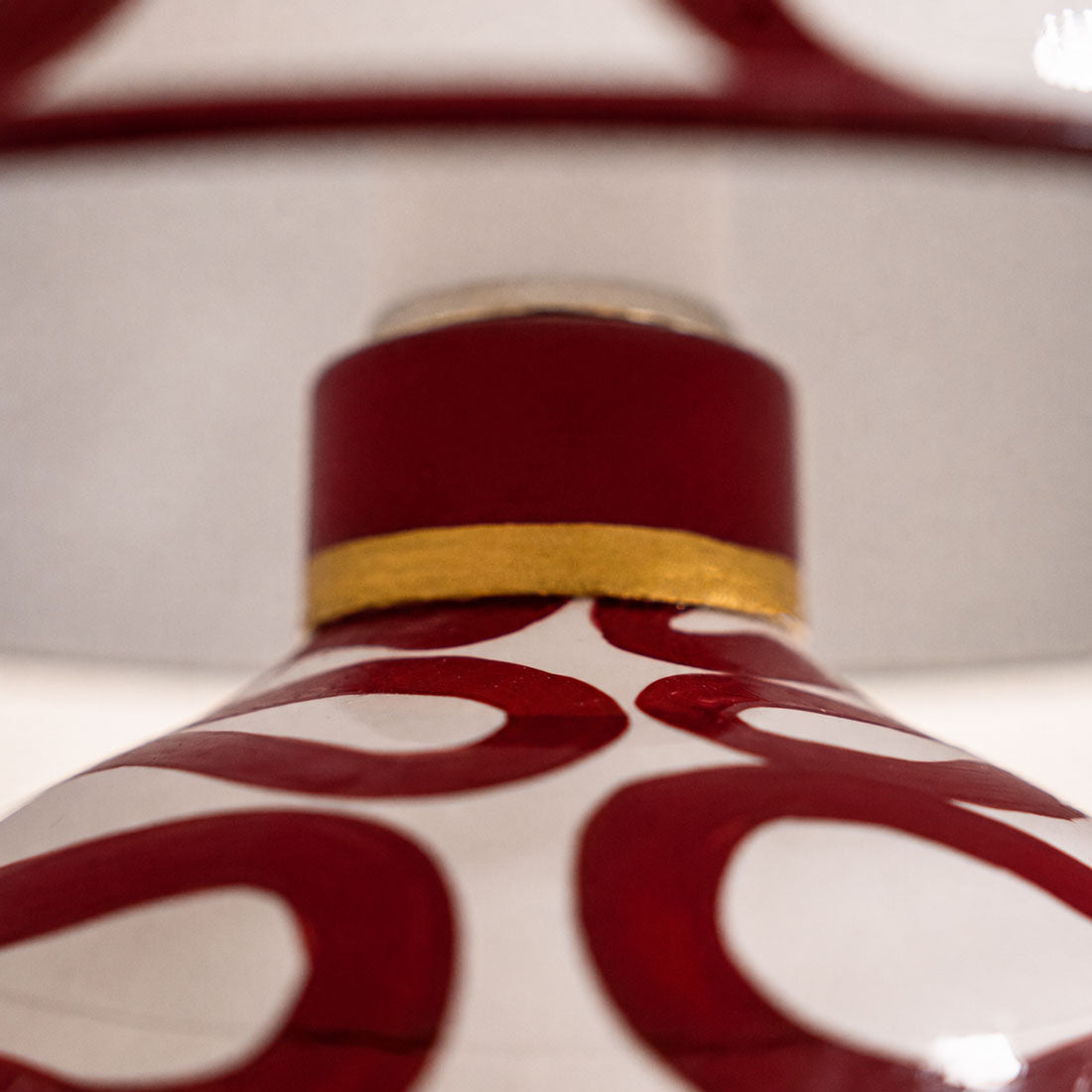 Red Boquer Lamp