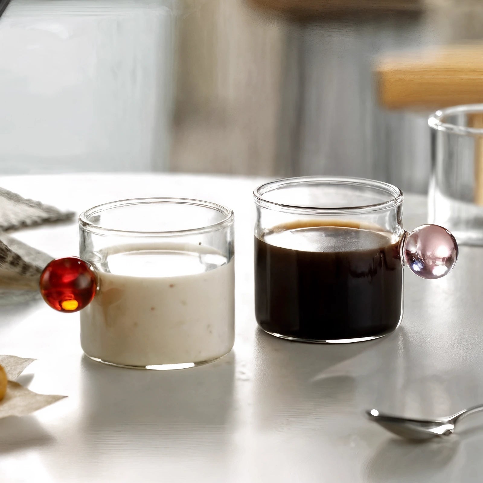 Biniali Glass